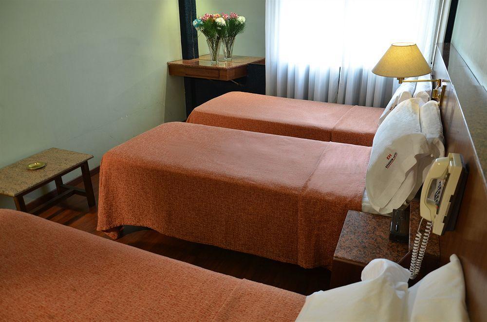 Ecuador Hotel Buenos Aires Buitenkant foto