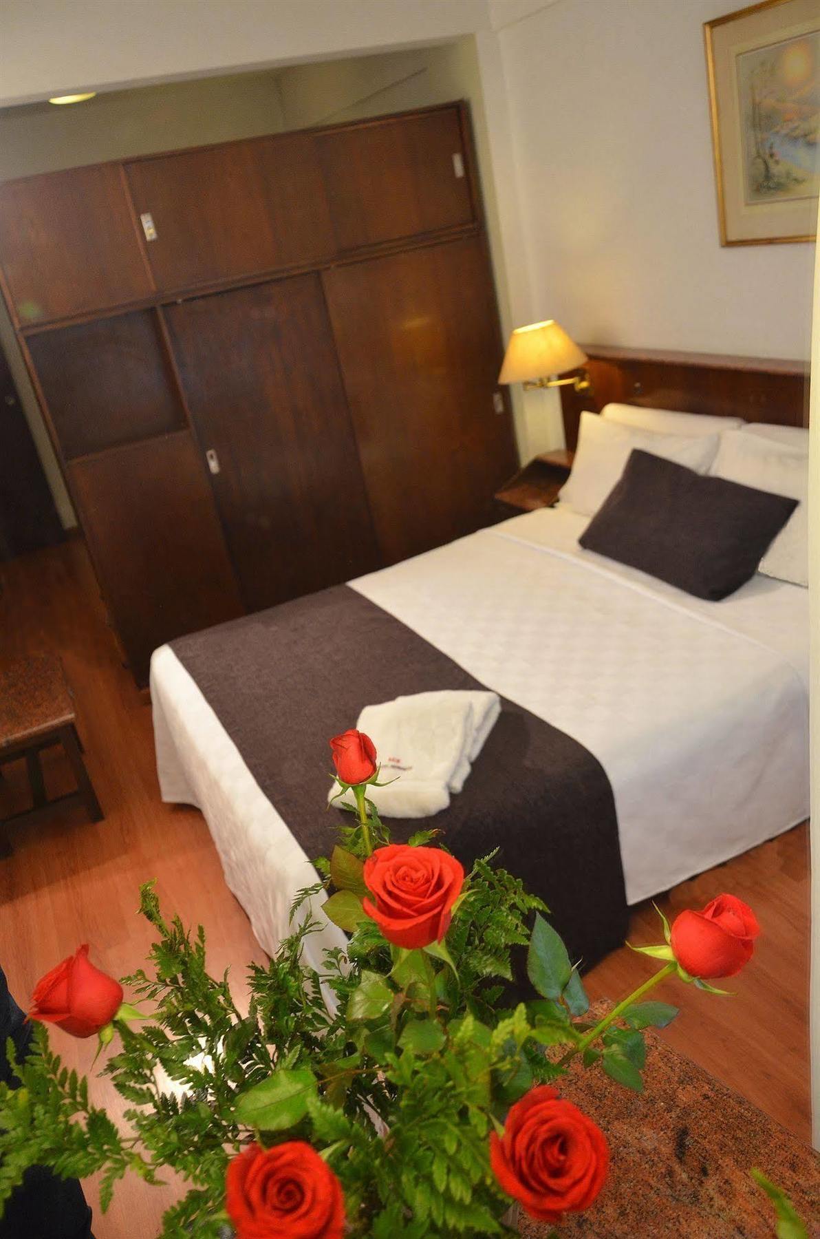 Ecuador Hotel Buenos Aires Buitenkant foto
