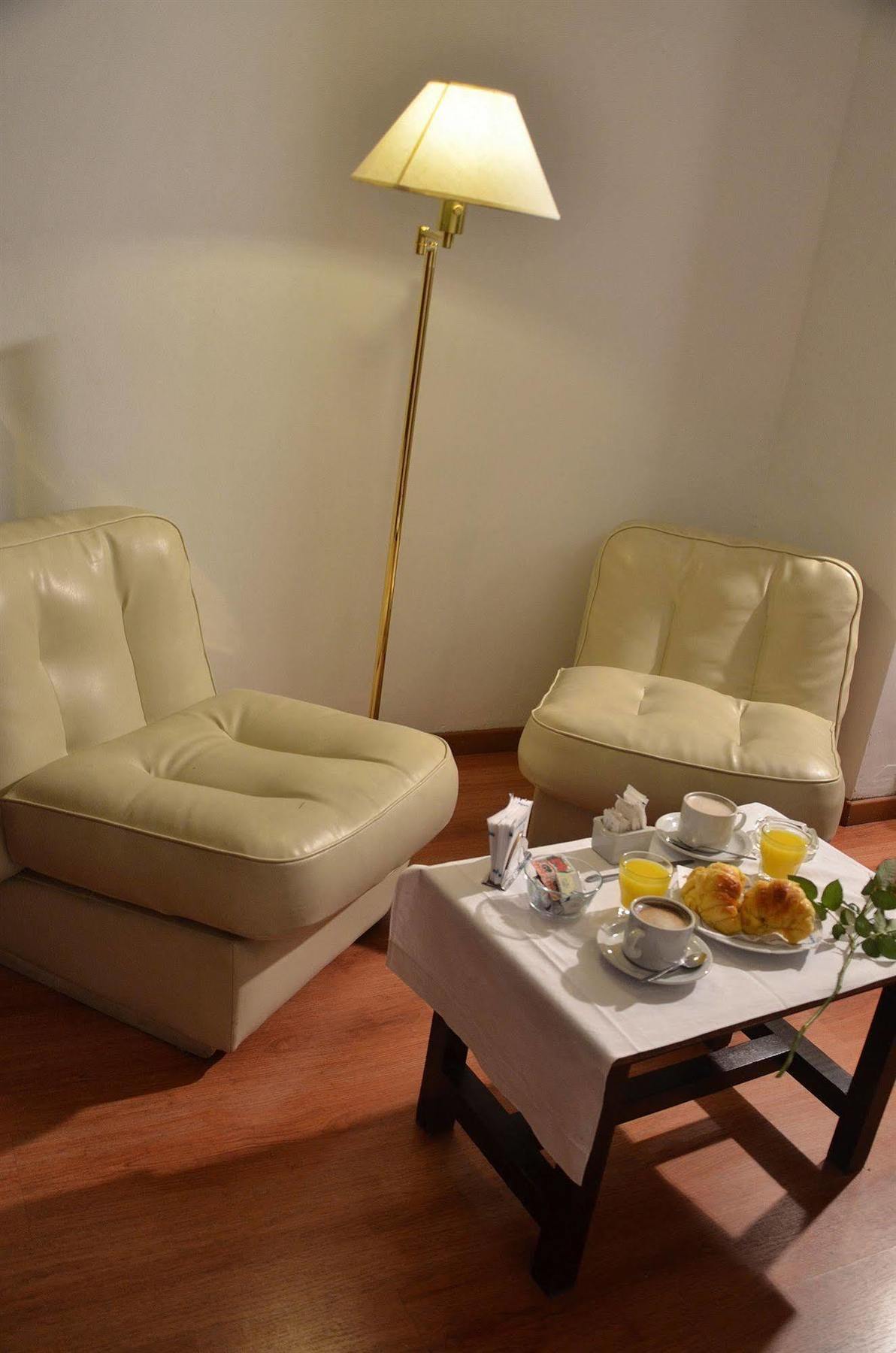Ecuador Hotel Buenos Aires Buitenkant foto