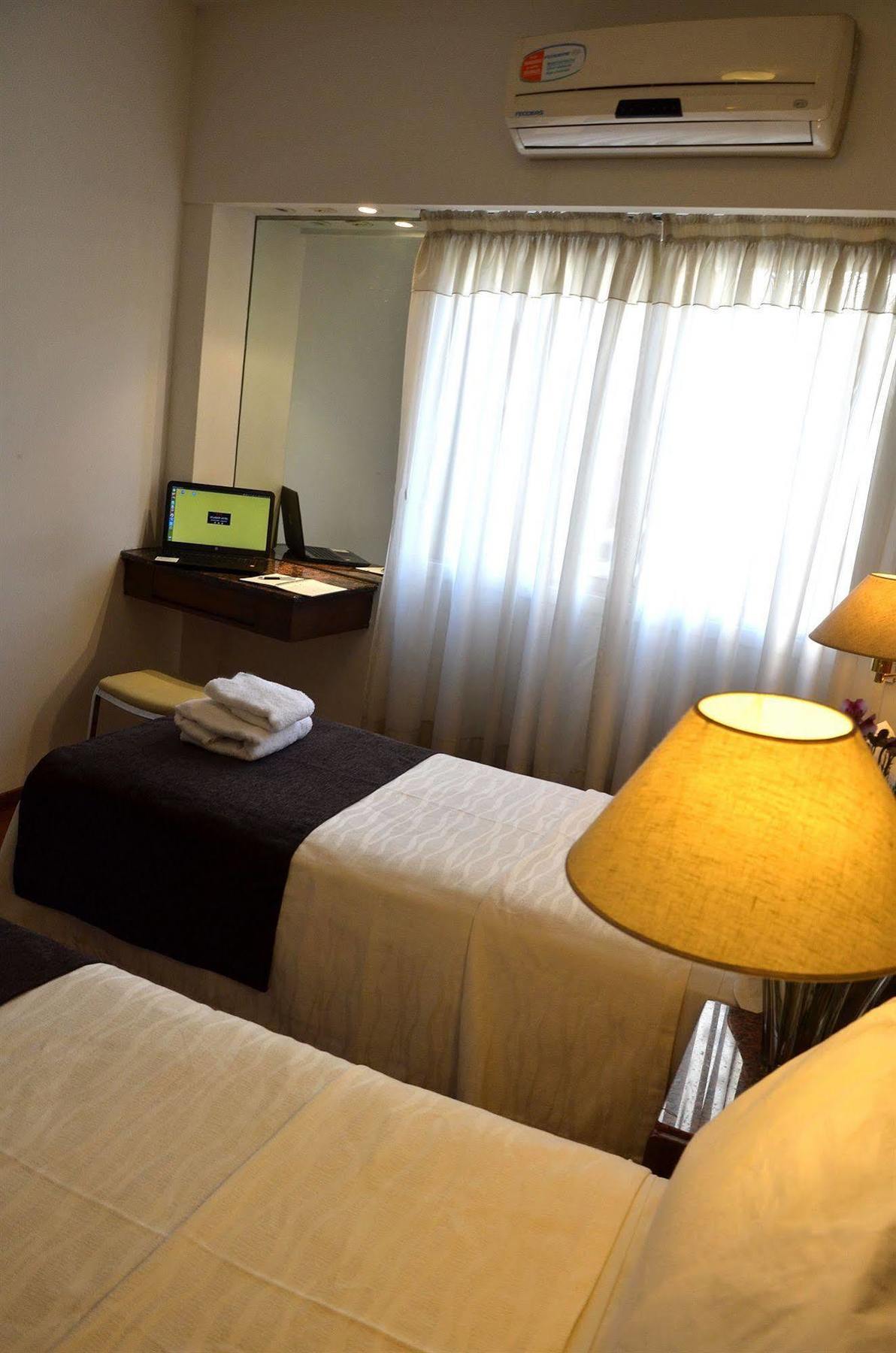Ecuador Hotel Buenos Aires Buitenkant foto